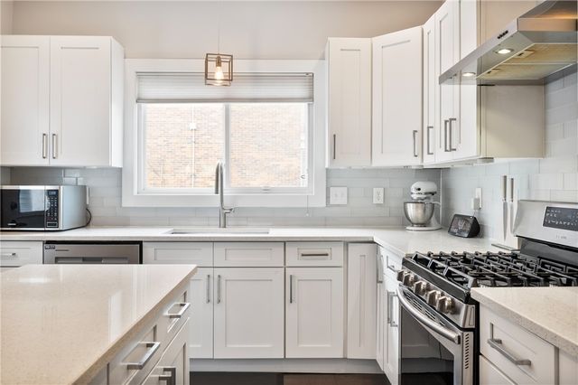 802 McCandless Ave, Lawrenceville, PA 15201