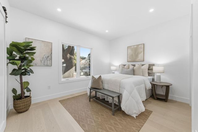 1748 Crane Avenue, Mountain View, CA 94040