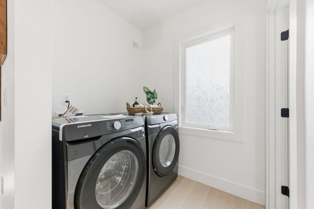 1748 Crane Avenue, Mountain View, CA 94040