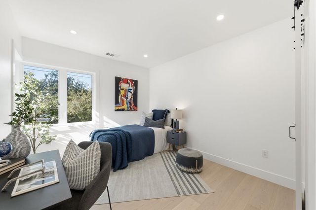 1748 Crane Avenue, Mountain View, CA 94040