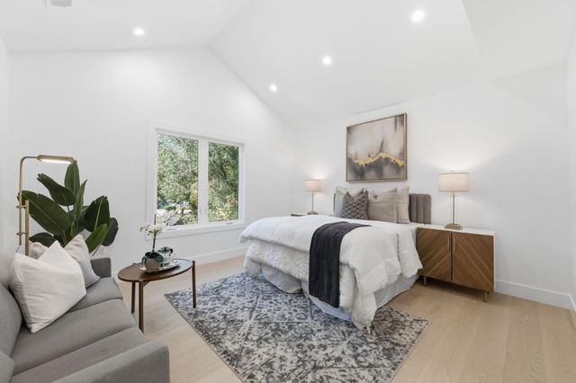 1748 Crane Avenue, Mountain View, CA 94040