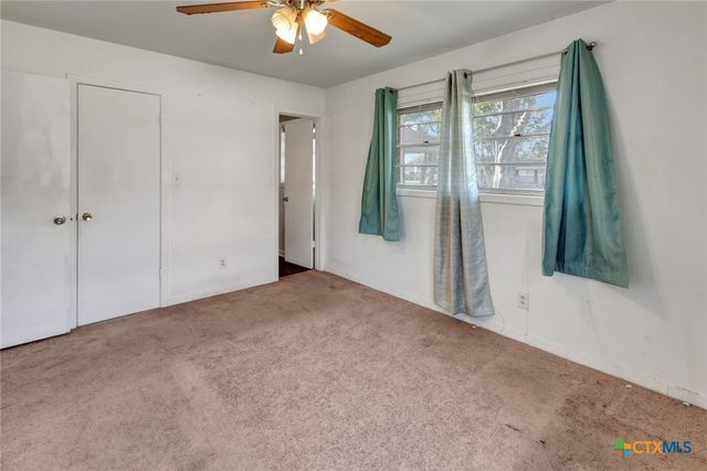 2307 E Airline Road, Victoria, TX 77901