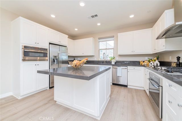 1 Ocaso, Rancho Mission Viejo, CA 92694