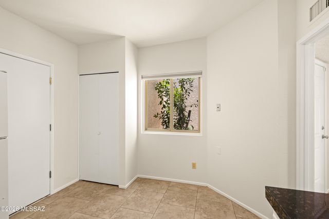 6224 N Rockglen Road, Tucson, AZ 85704