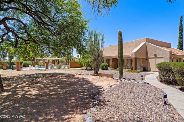 6224 N Rockglen Road, Tucson, AZ 85704