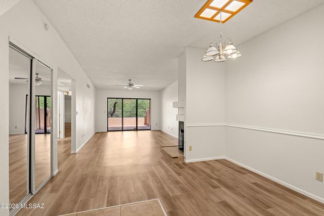 6224 N Rockglen Road, Tucson, AZ 85704
