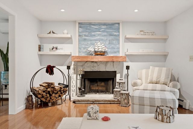 12 Alpine Run Rd, Kingston, MA 02364