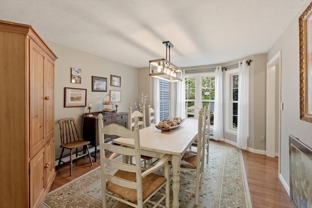 12 Alpine Run Rd, Kingston, MA 02364