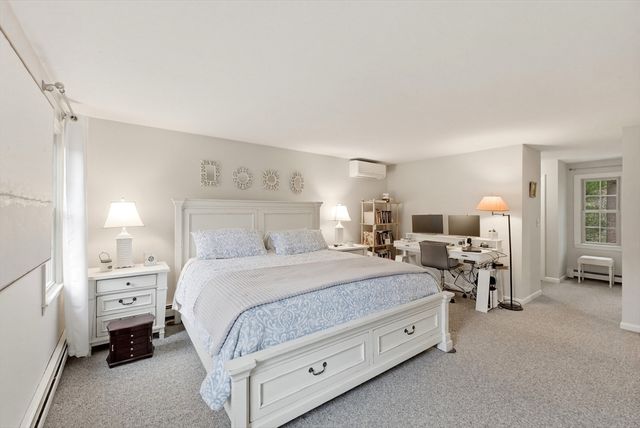 12 Alpine Run Rd, Kingston, MA 02364