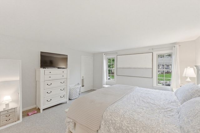 12 Alpine Run Rd, Kingston, MA 02364