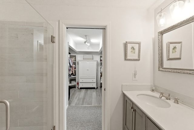 12 Alpine Run Rd, Kingston, MA 02364