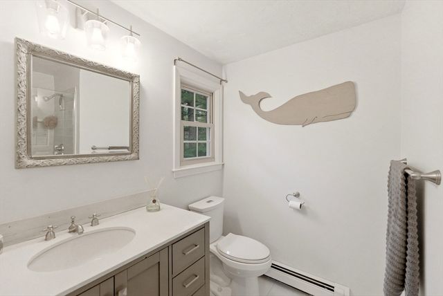 12 Alpine Run Rd, Kingston, MA 02364