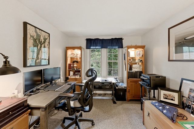 12 Alpine Run Rd, Kingston, MA 02364