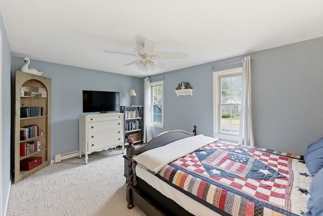 12 Alpine Run Rd, Kingston, MA 02364