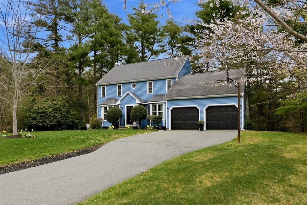 12 Alpine Run Rd, Kingston, MA 02364