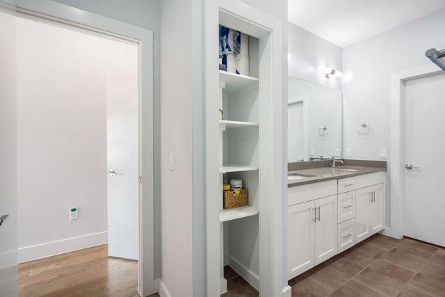 653 Culpepper Place, Dallas, TX 75208