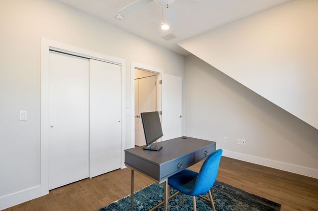 653 Culpepper Place, Dallas, TX 75208