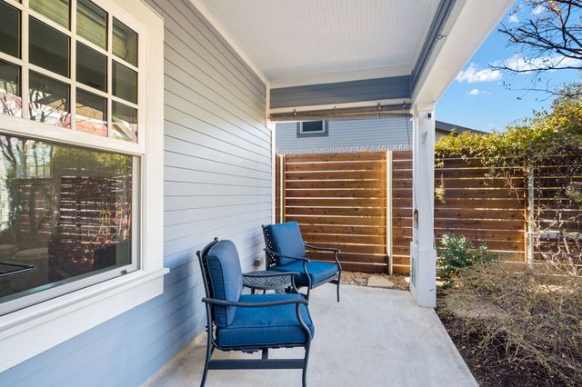 653 Culpepper Place, Dallas, TX 75208