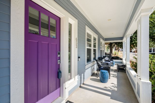 653 Culpepper Place, Dallas, TX 75208