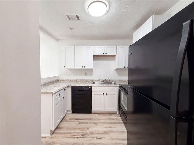 131 Bentley Place, Tucker, GA 30084