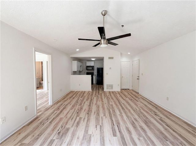 131 Bentley Place, Tucker, GA 30084