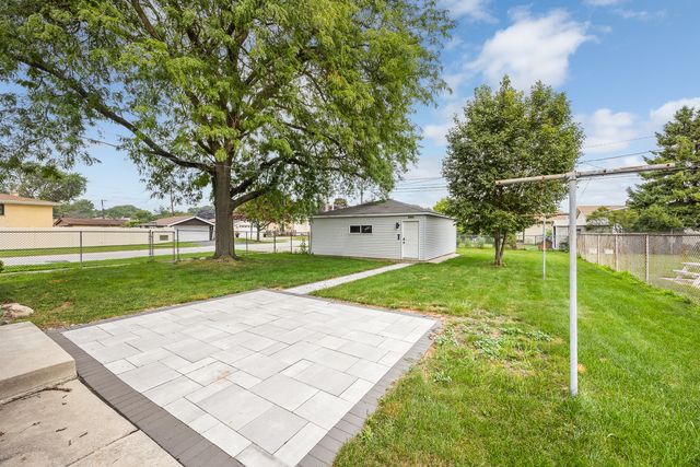 5328 Alexander Place, Oak Lawn, IL 60453