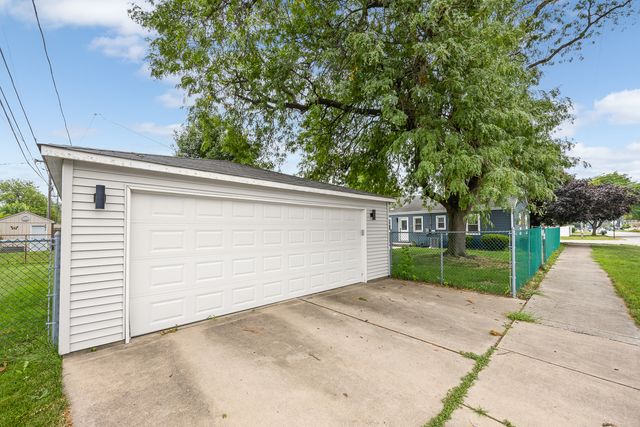 5328 Alexander Place, Oak Lawn, IL 60453
