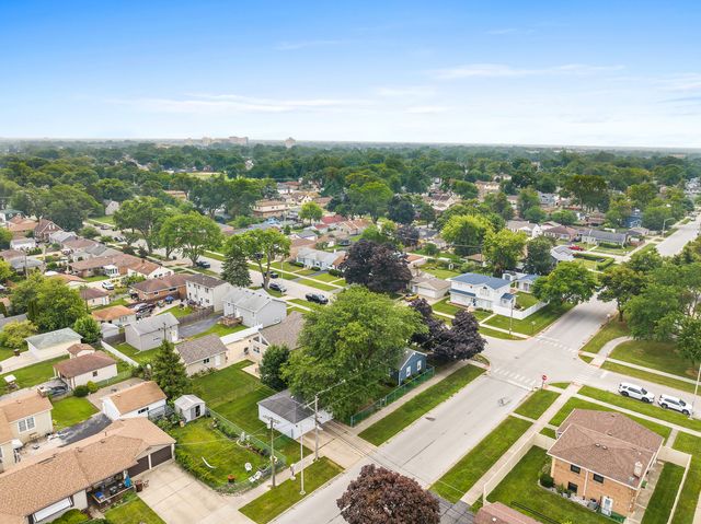 5328 Alexander Place, Oak Lawn, IL 60453