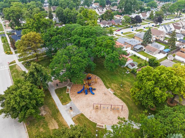 5328 Alexander Place, Oak Lawn, IL 60453