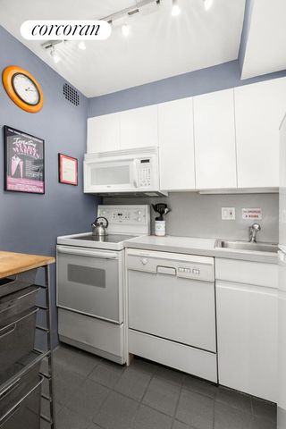 80 Park Ave Apt 12C, New York City, NY 10016