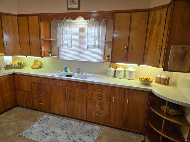 267 E Commerce Street, Dunkirk, IN 47336