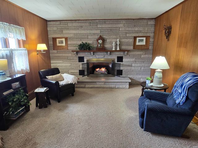 267 E Commerce Street, Dunkirk, IN 47336