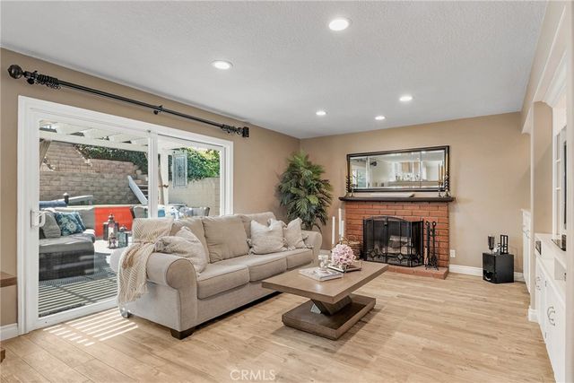 16541 Charleyville, Huntington Beach, CA 92649