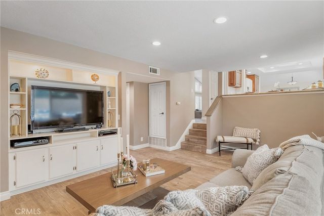 16541 Charleyville, Huntington Beach, CA 92649