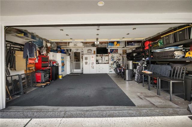 16541 Charleyville, Huntington Beach, CA 92649