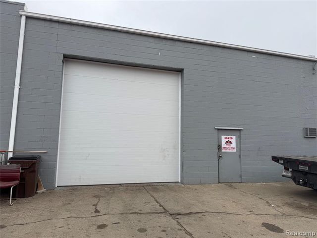 36429 Groesbeck, Clinton Township, MI 48035