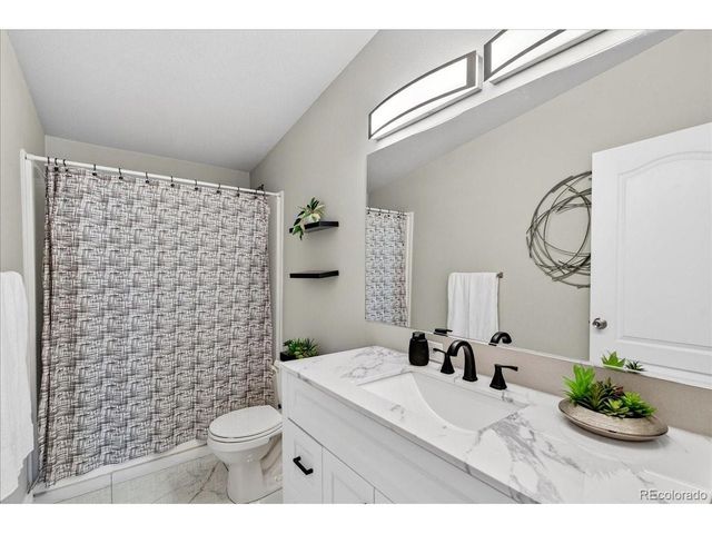 689 Willow Dr, Brighton, CO 80603