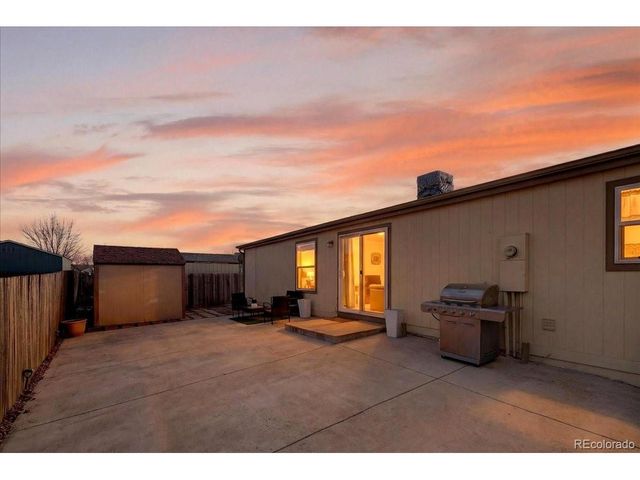 689 Willow Dr, Brighton, CO 80603