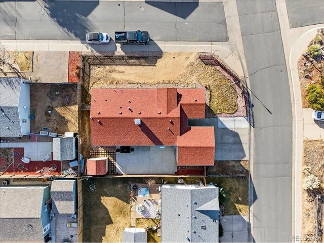 689 Willow Dr, Brighton, CO 80603