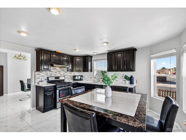 689 Willow Dr, Brighton, CO 80603