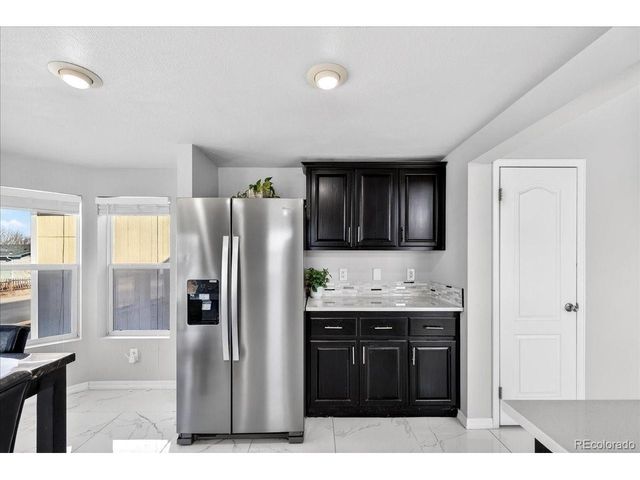 689 Willow Dr, Brighton, CO 80603