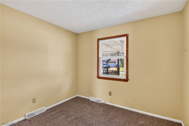 2426 Russell Avenue, Youngstown, OH 44509