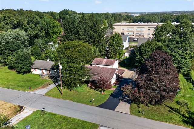 2426 Russell Avenue, Youngstown, OH 44509