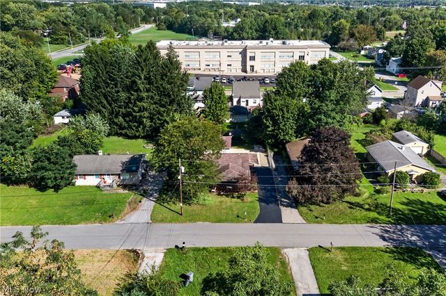 2426 Russell Avenue, Youngstown, OH 44509