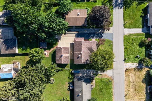 2426 Russell Avenue, Youngstown, OH 44509