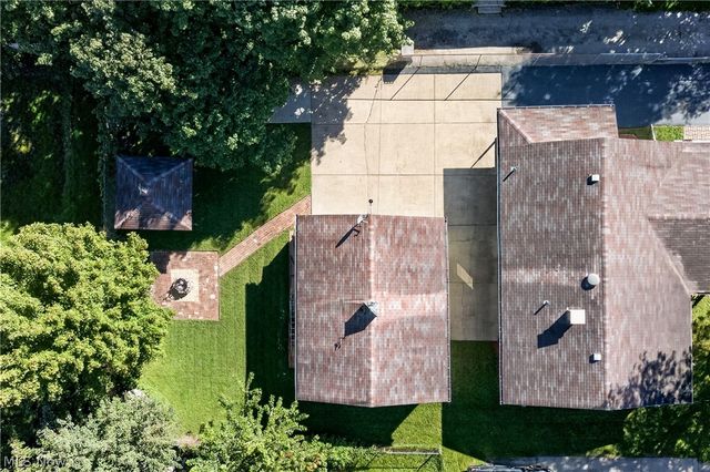 2426 Russell Avenue, Youngstown, OH 44509