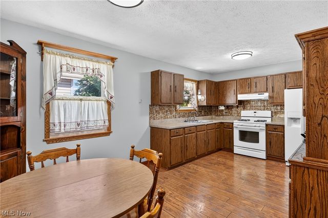 2426 Russell Avenue, Youngstown, OH 44509