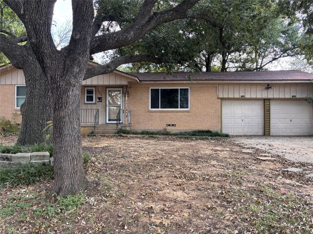 1209 Duncan Court, Arlington, TX 76013