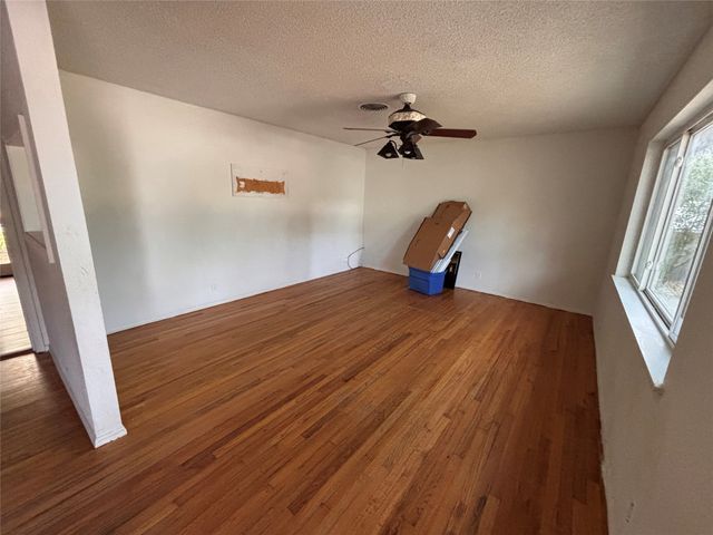 1209 Duncan Court, Arlington, TX 76013