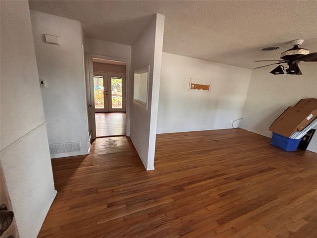 1209 Duncan Court, Arlington, TX 76013